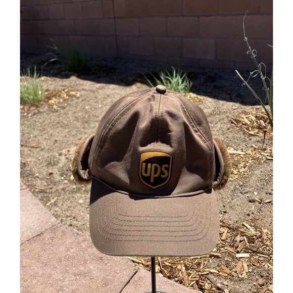 UPS United Parcel Service Hat Cap W/sherpa Lined Fold Down Ear Flaps Medium